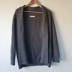 Old Navy: Grey knit cardigan – XS